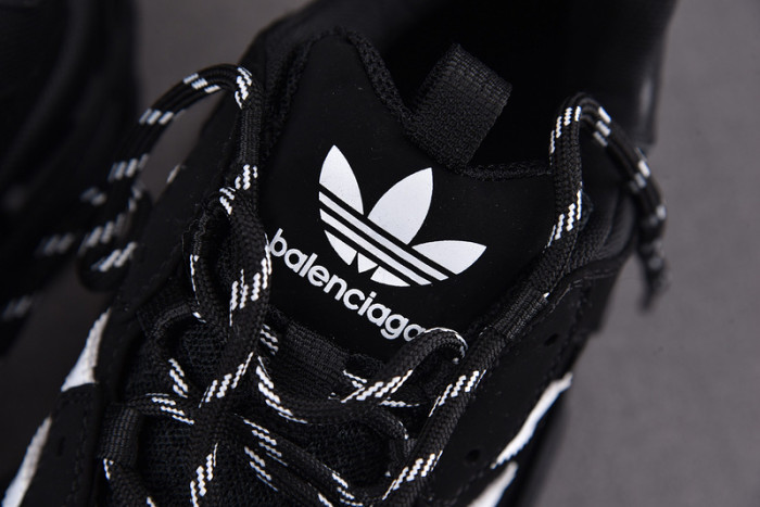 TRIPLES TRAINER SNEAKERS 2000060