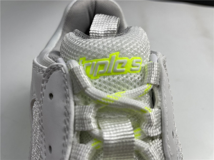TRIPLES TRAINER SNEAKERS 2000029
