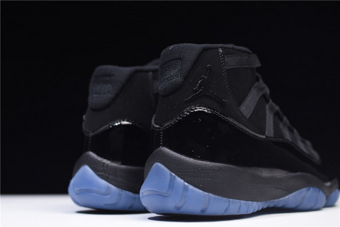 Air Jordan 11 “Cap and Gown” black  378037-005