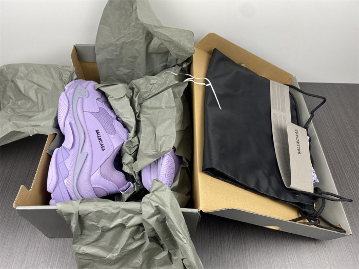 TRIPLES TRAINER SNEAKERS 2000039