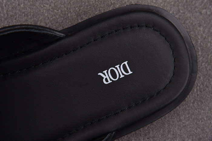 Dio*r sandal 51