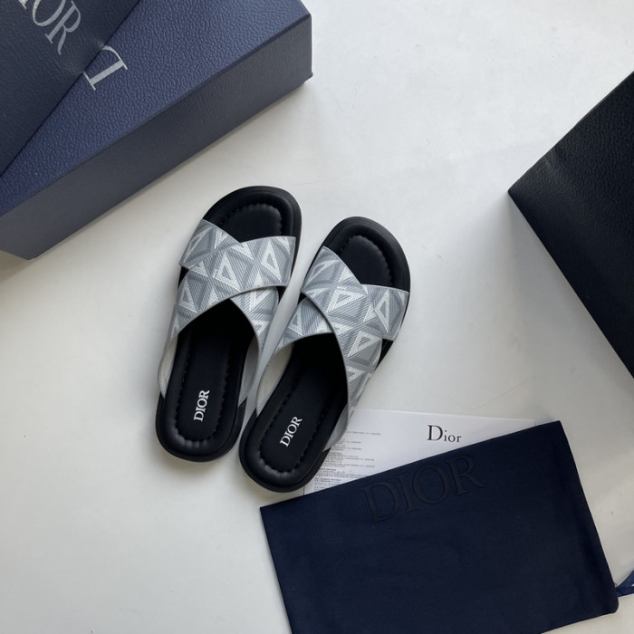 Dio*r sandal 40