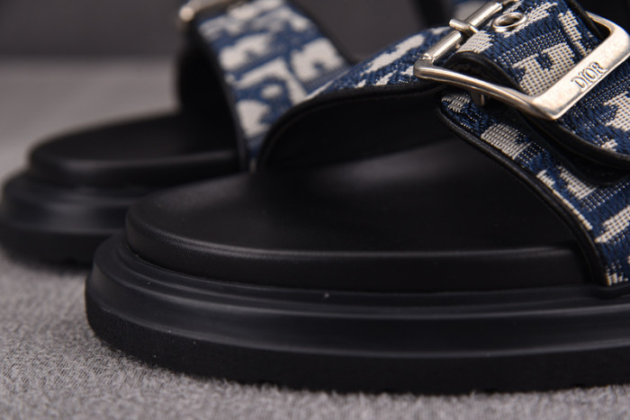 Dio*r sandal 55