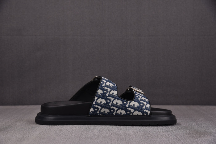 Dio*r sandal 55