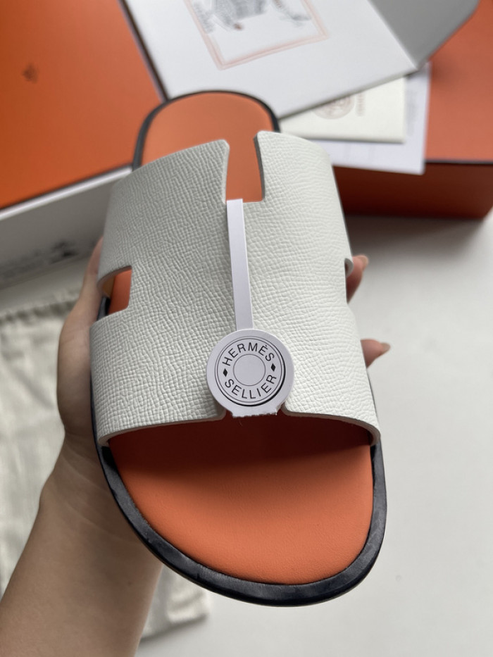 Herme* Sandal82