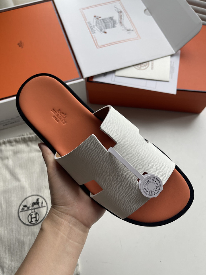 Herme* Sandal82