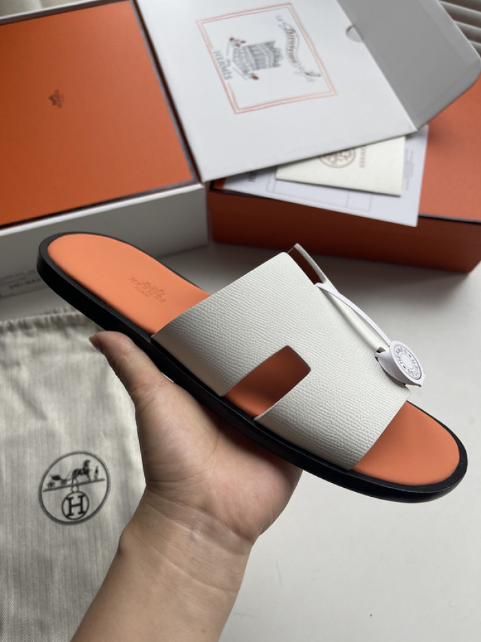 Herme* Sandal82