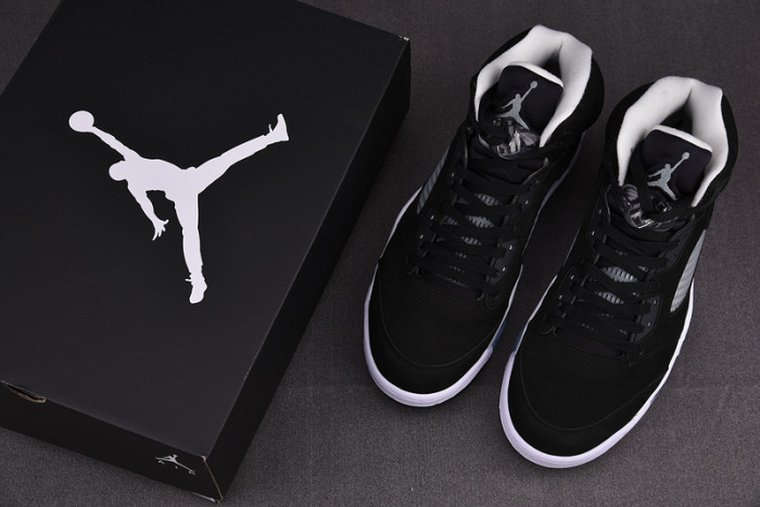 AIR JORDAN 5 RETRO OREO CT4838-011