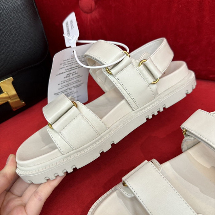 Dio*r sandal21