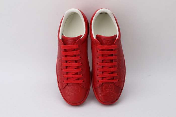 G*u*i* trainer sneaker72