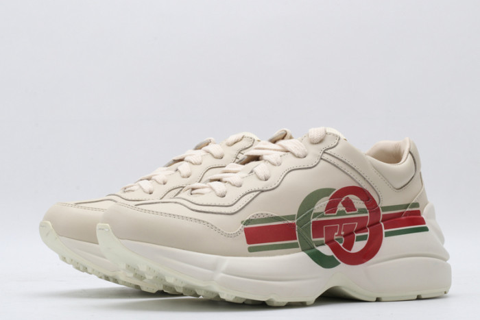 G*u*i* trainer sneaker7