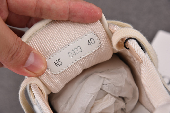 DIO*  SNEAKERS B27 T0001-054