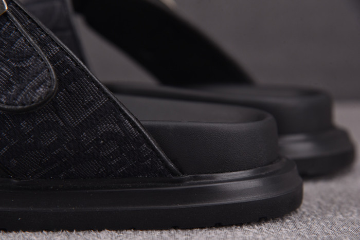 Dio*r sandal 54