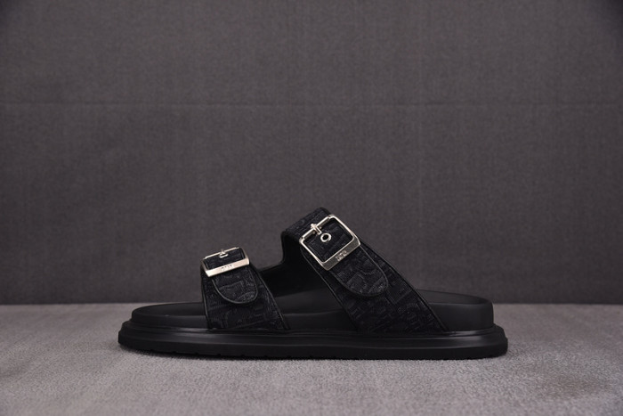 Dio*r sandal 54