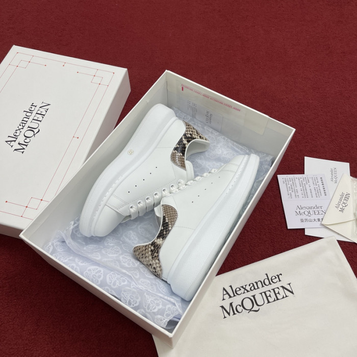 ALEXANDER MCQ81