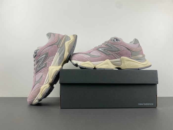 NEW BALANCE 9060  NB000042
