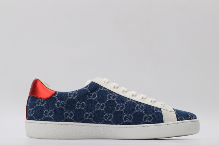 G*u*i* trainer sneaker78