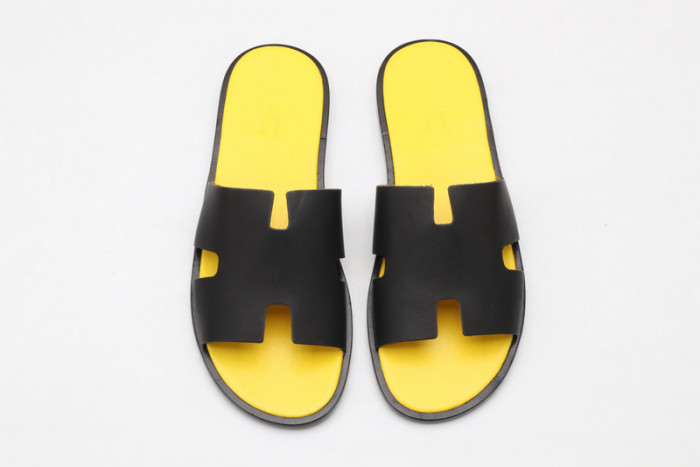 Herme* Sandal3