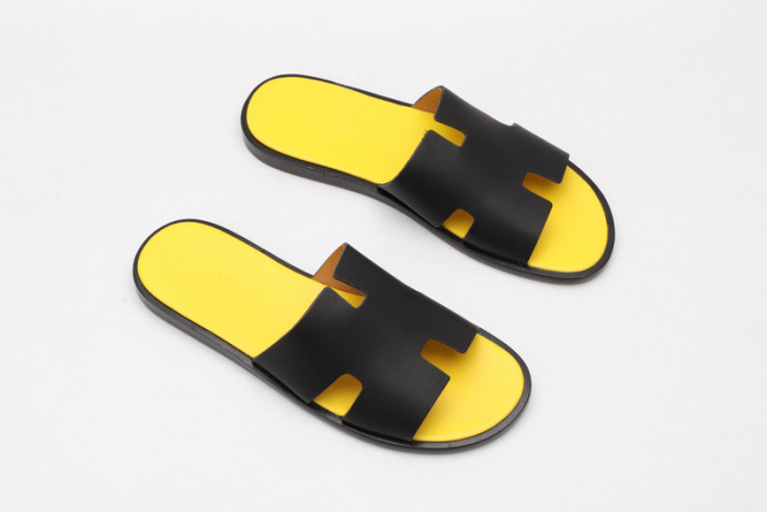Herme* Sandal3