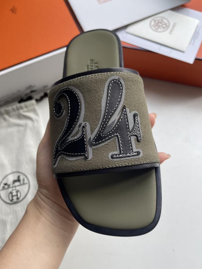 Herme* Sandal72