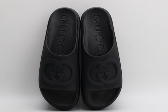 G*u*i* sandal102