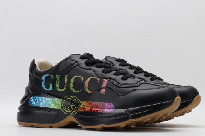 G*u*i* trainer sneaker13