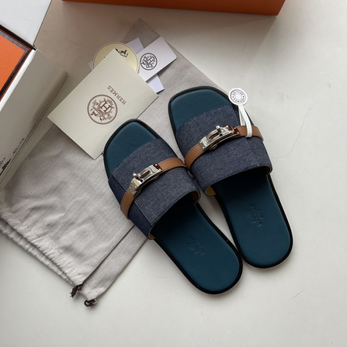 Herme* Sandal91