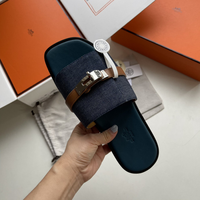Herme* Sandal91