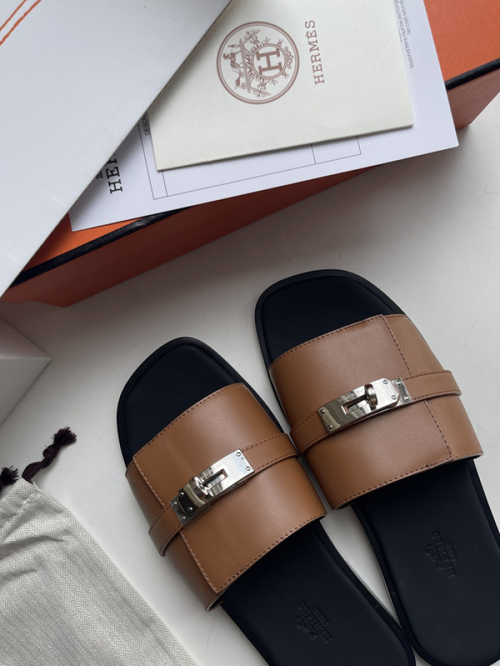 Herme* Sandal103