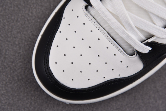 DIO*  SNEAKERS B57 T0000-087