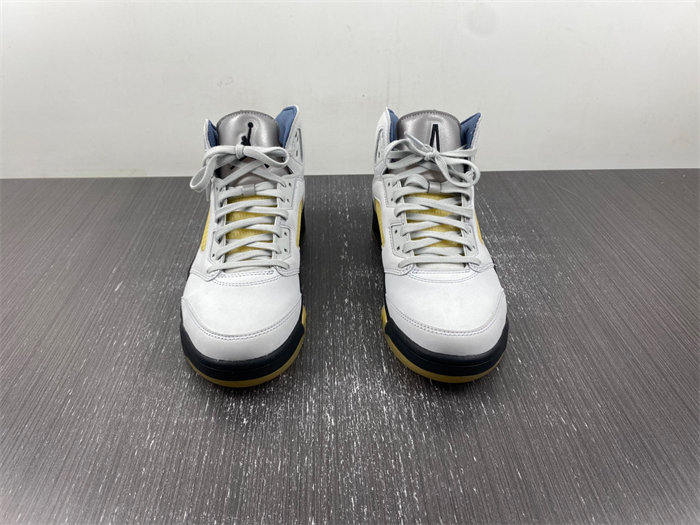 Jordan 5 Retro A Ma Maniére Diffused Blue FZ5758-004