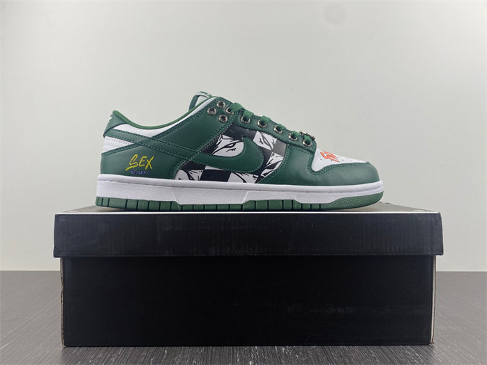 nike dunk low Ch*0me He**ts matty boy sex records nike dunk dd1391-101.