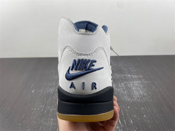 Jordan 5 Retro A Ma Maniére Diffused Blue FZ5758-004