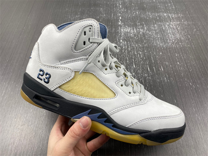 Jordan 5 Retro A Ma Maniére Diffused Blue FZ5758-004