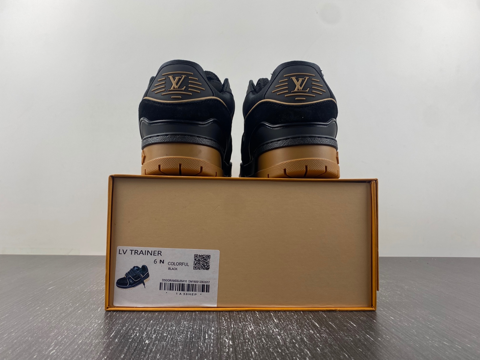 l**is V*t*n lv trainer