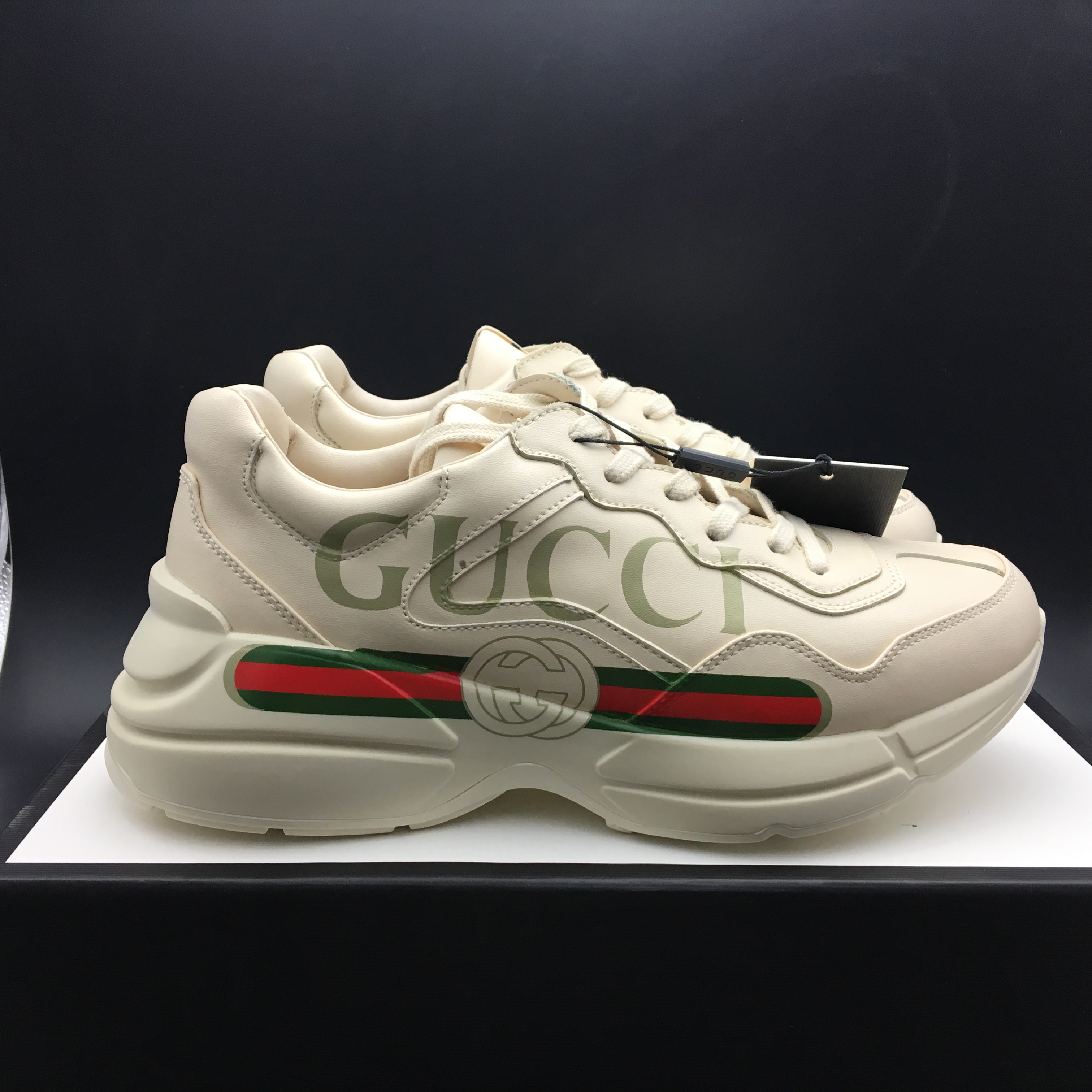 G*u*i 17 500878 a9l00 9522