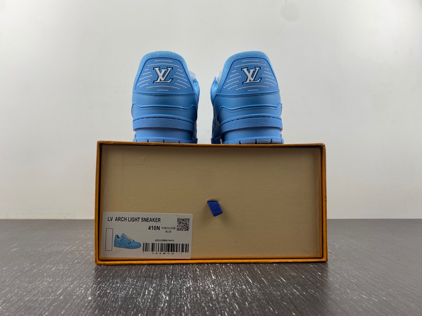 l**is V*t*n lv trainer