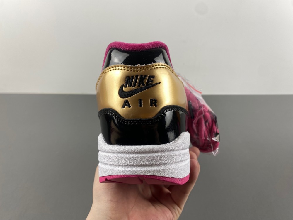 Nike Air Max 1 "Grand Piano"