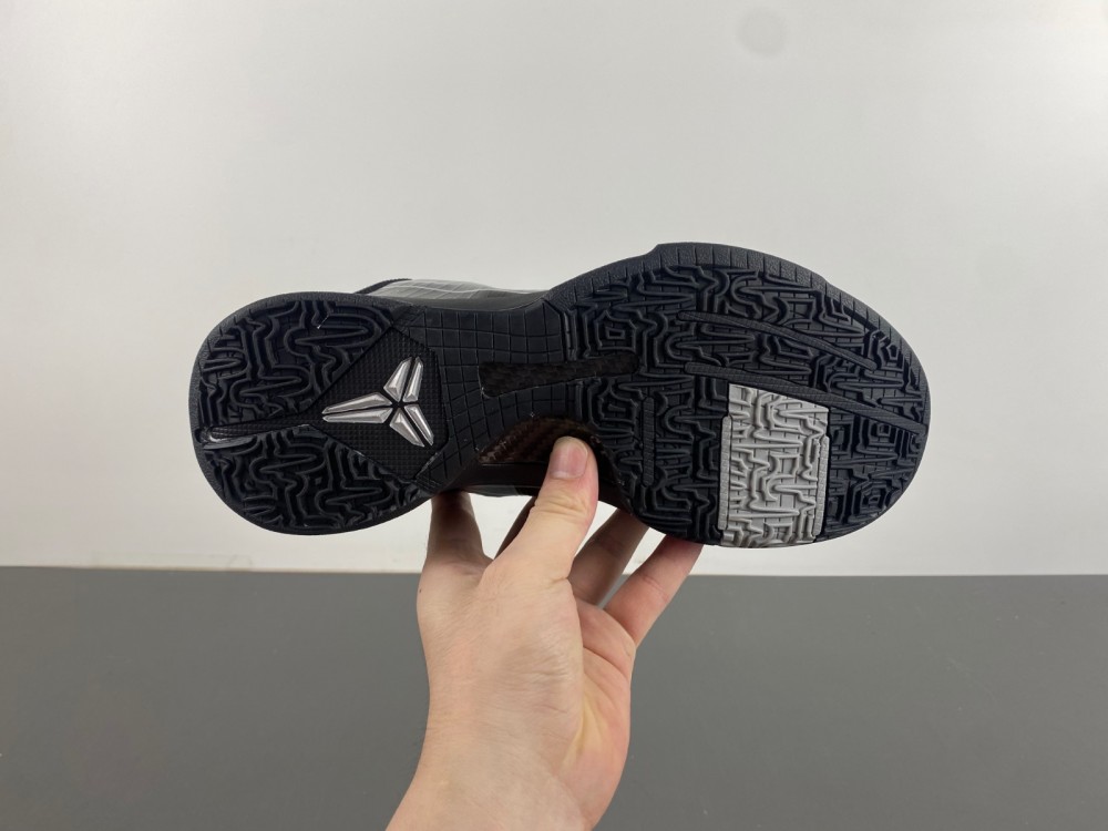 Nike Zoom Kobe V (5) ‘Blackout