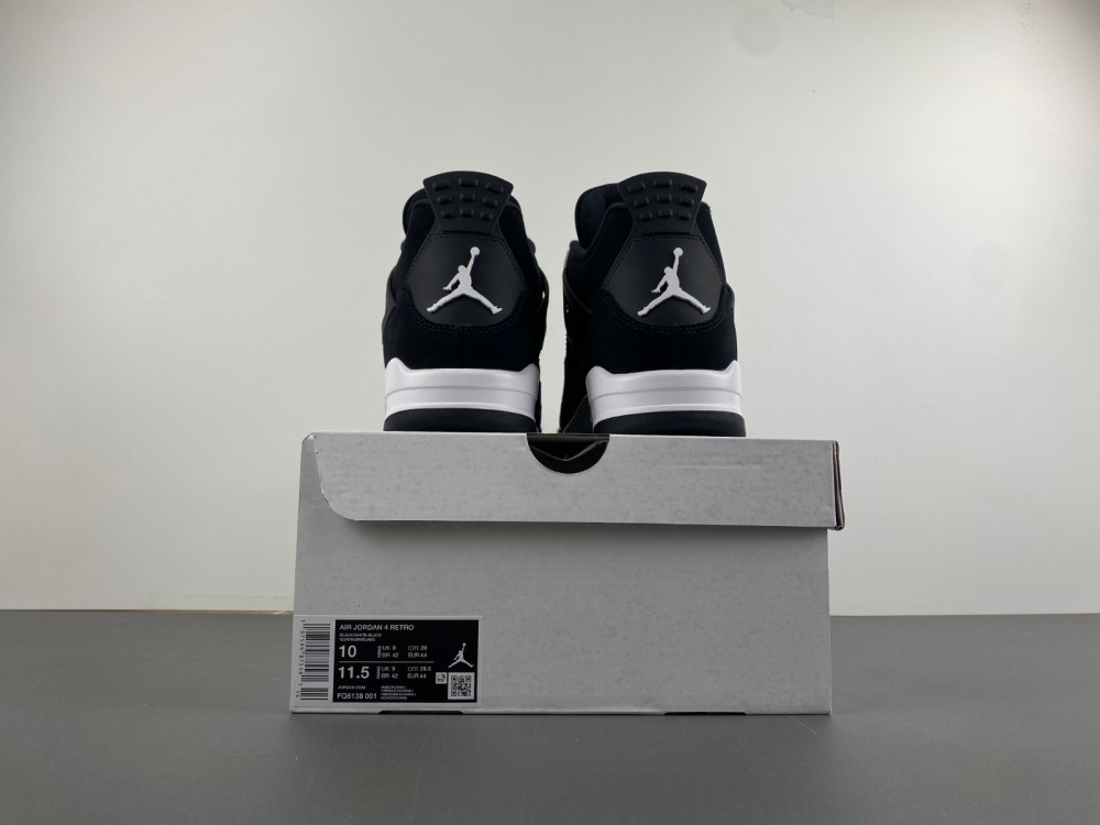 AIR JORDAN 4 RETRO 
