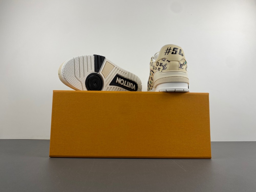 l**is V*t*n lv trainer