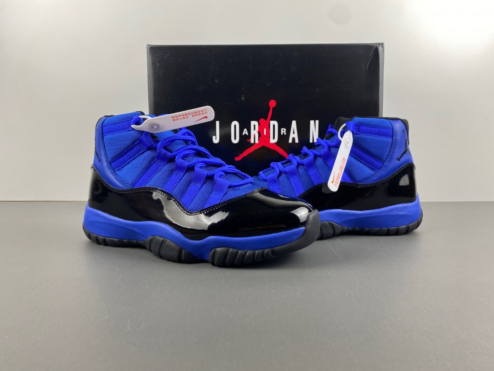 Air Jordan 11  CT8012-400