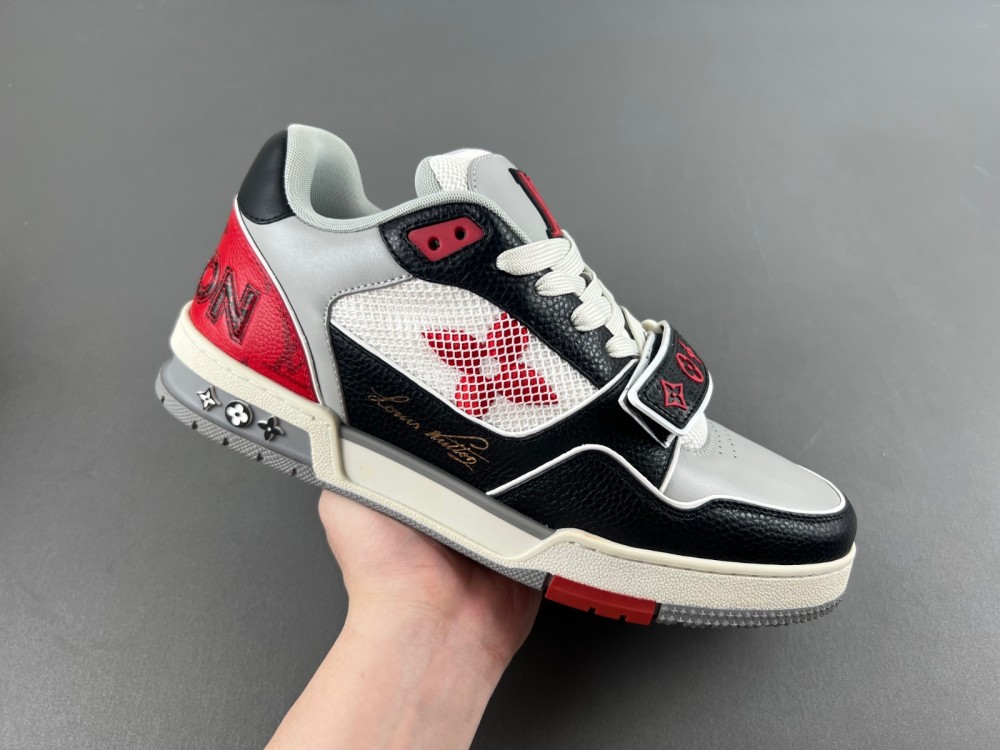 l**is V*t*n lv trainer