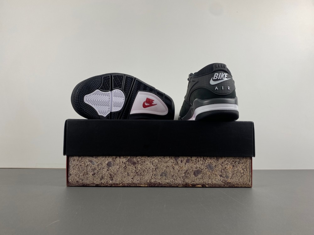 Nigel Sylvester x Air Jordan 4 RM “Driveway Grey” RM  HF4334-004