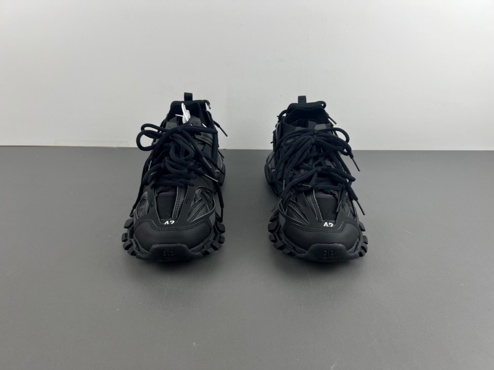Ba*len*cia*ga runner demna 786281 w3co1 1000