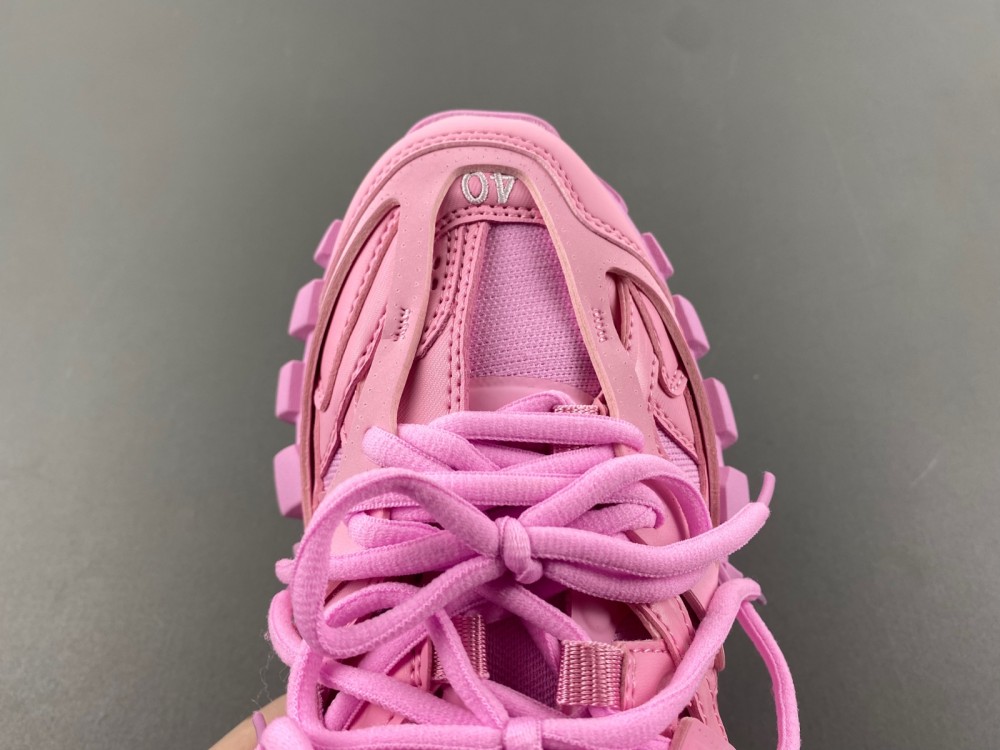 Ba*len*cia*ga runner、demna  786283 w3co1 5000