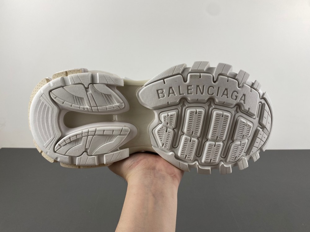 Ba*len*cia*ga runner demna  786281 w3co1 2000
